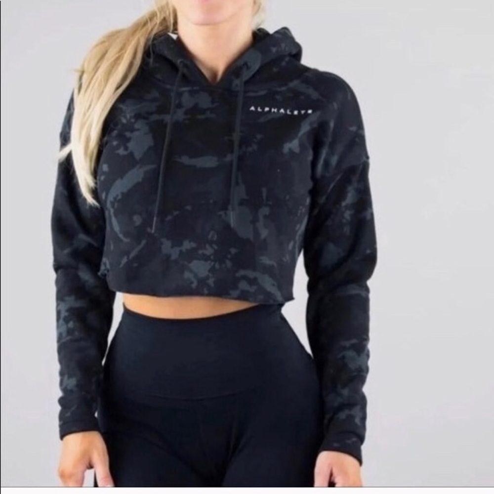 Alphalete cropped hoodie